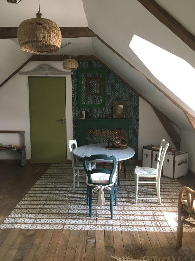 La Suite Tremignon Megrit Exterior photo